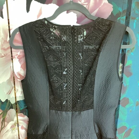 BCBGMAXAZRIA Runway Dress - Picture 5 of 6